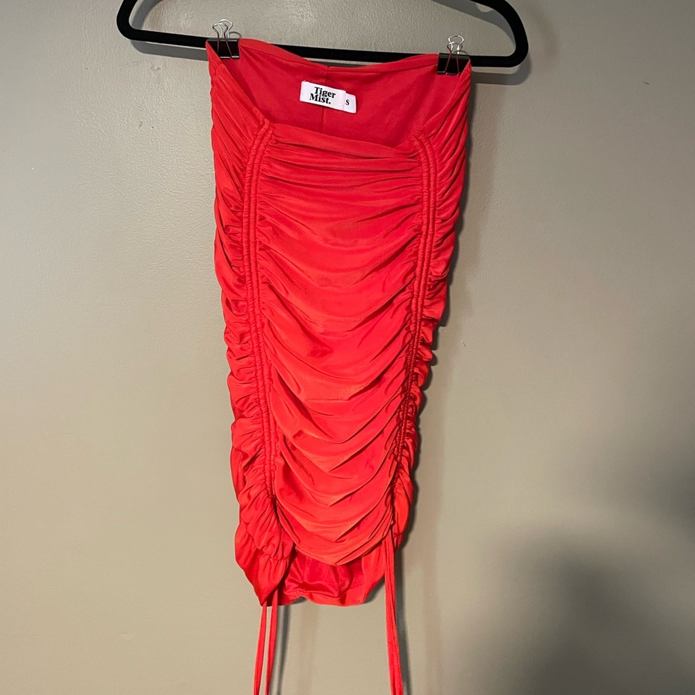 Tiger Mist red stretch pencil mid skirt